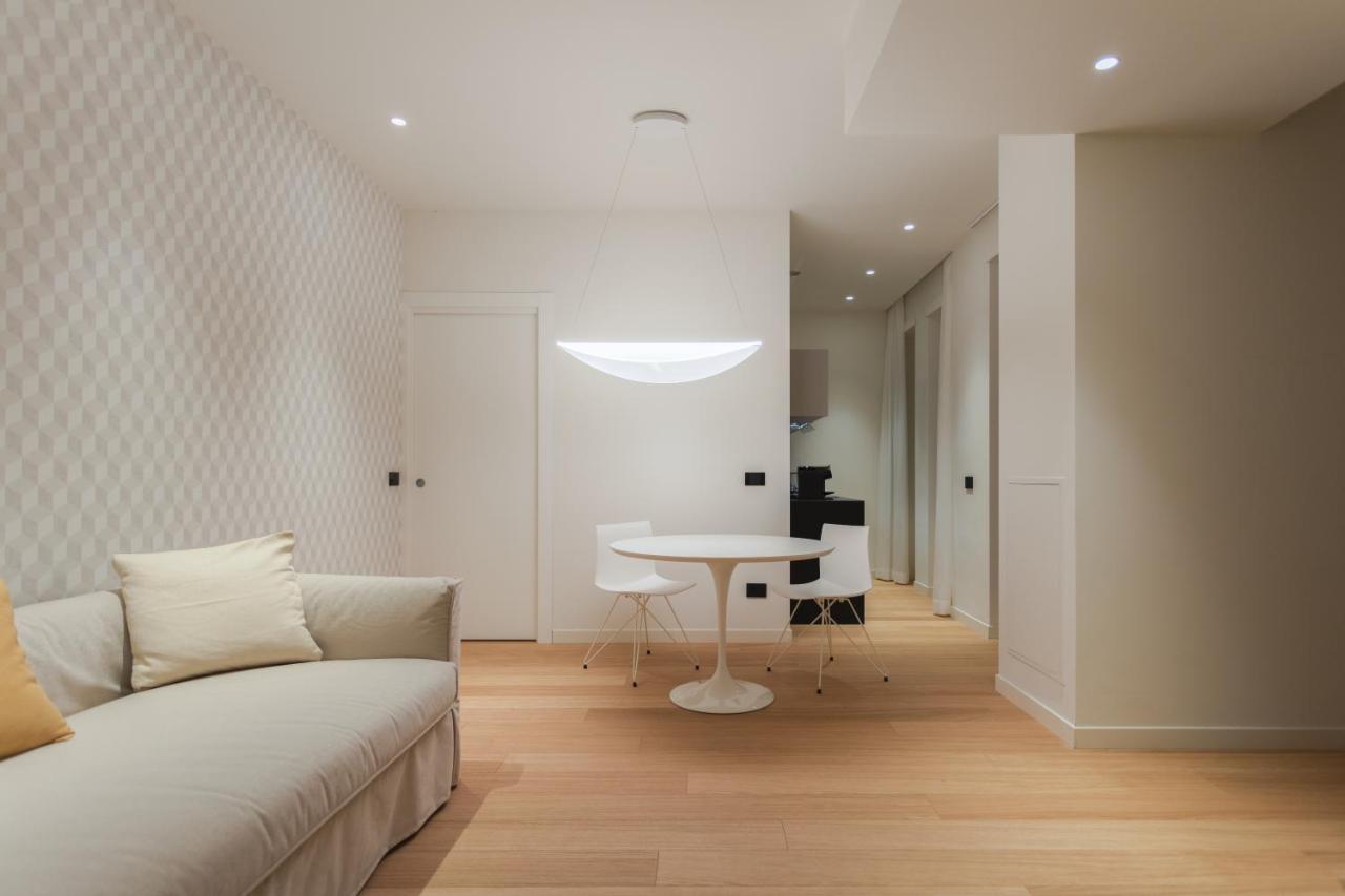 Sant'Ambrogio Apartments, Reception H24 米兰 外观 照片